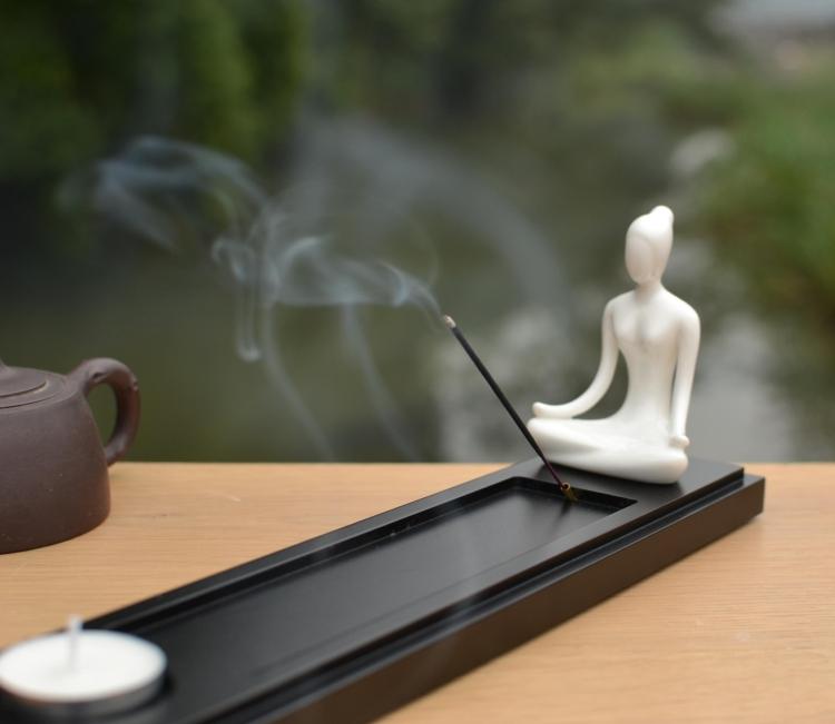 Tea Therapy Accessories_Wood Base_Incense Plug_White_Lady